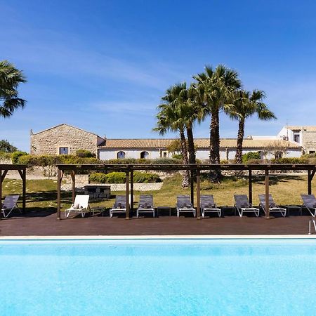 Masseria Del Carrubo Noto Exterior photo