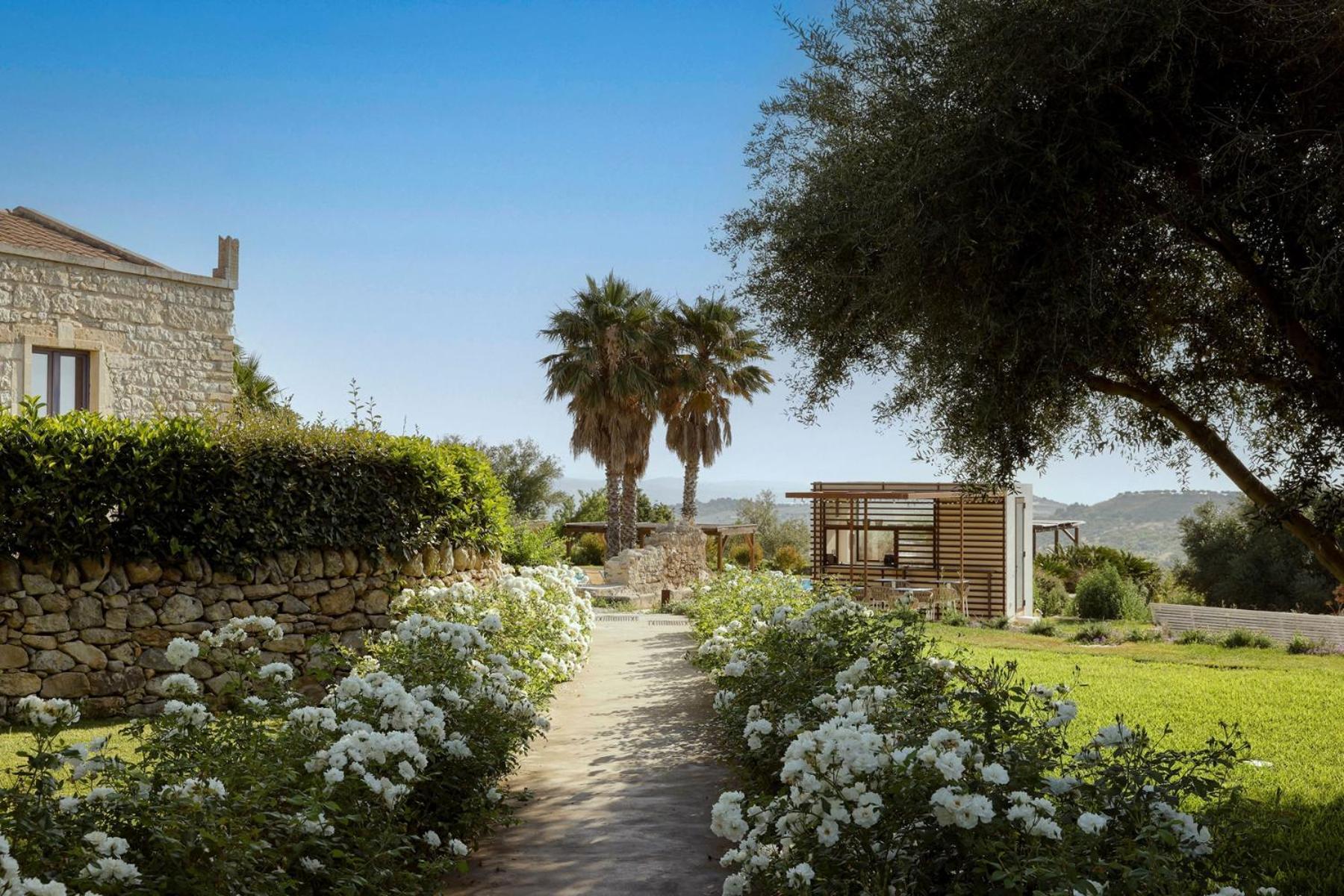 Masseria Del Carrubo Hotel Noto Exterior photo